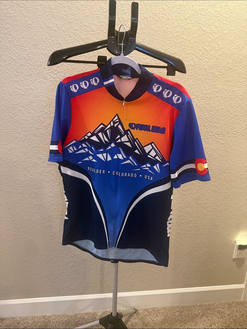 Pearl Izumi Blue & Orange Boulder Colorado Mountain Cycling Jersey. Size Large